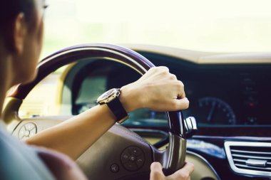 smartphone ve saati elle