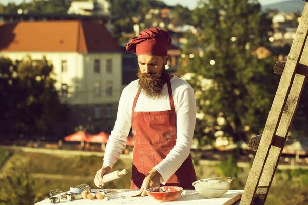 Homem barbudo cozinheiro chef — Fotografia de Stock