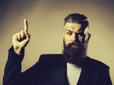 Ceketli sakallı yakışıklı adamı