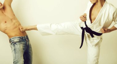 bacak kas, uygun, erkek torso çarpıcı