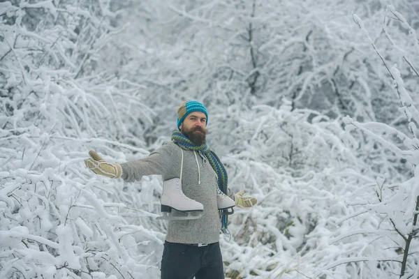 Huidverzorging en baard verzorging in de winter. — Stockfoto