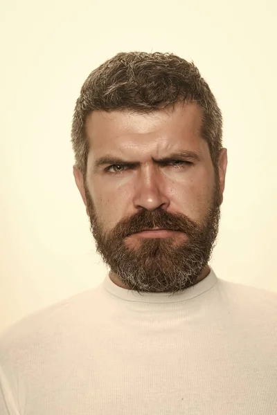 Homem com barba longa e bigode . — Fotografia de Stock