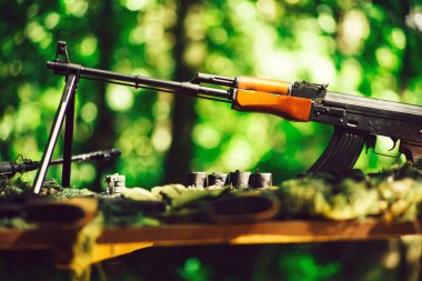 Savaş silah cephanelik