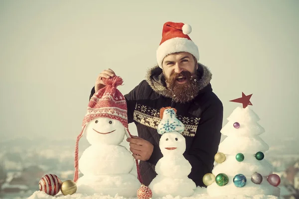 Щасливі Hipster Всміхається Червоній Шапочці Санта Клауса Санта Людини Надіти — стокове фото