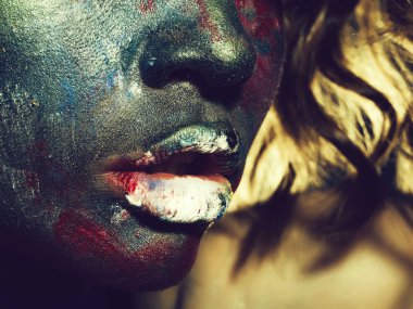 Kadın paited dudaklar