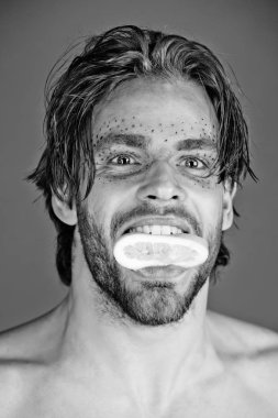 adam yaratıcı moda makyaj tutun limonlu vitamini