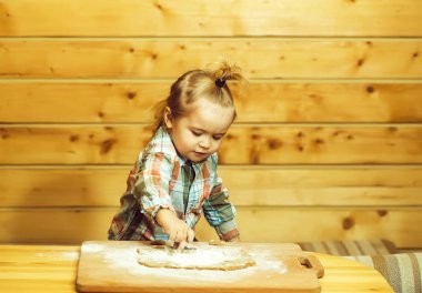 şirin çocuk ile hamur, pişirme Wood un