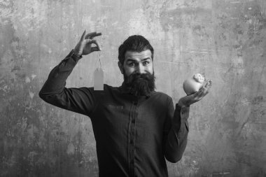 Adam tutun alışveriş etiket ve servet.