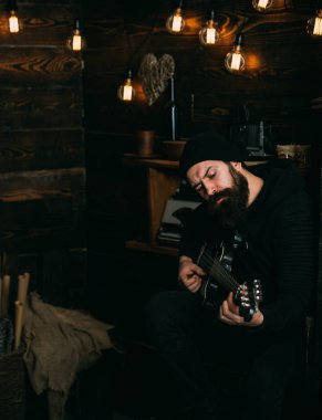 Müzik benim kaçış olduğunu. Yenilikçi müzisyen. Müzik rock gitaristi. Adam oyun gitar sakallı. Rock tarzı adam. Rock and roll müzik sanatçısı. Elektro gitar oyuncu