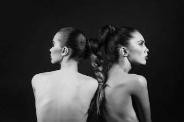 örgülü saç örgü içine ile lezbiyen modelleri