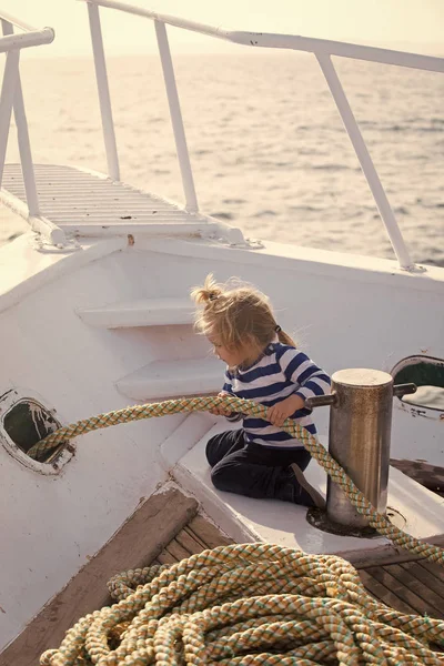 Conceito de iatismo e vela . — Fotografia de Stock