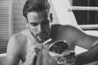 Tıraş, Kuaför, berber