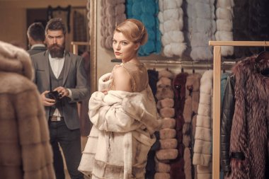 Moda ve güzellik, kış, kürk.