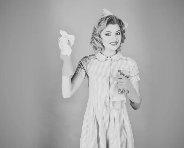 Opruimen, schoonmaken van de diensten, vrouw, geslacht. — Stockfoto