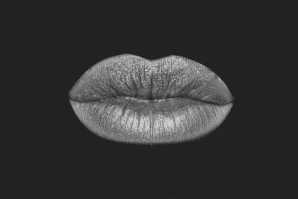 Laranja lábios femininos em preto — Fotografia de Stock