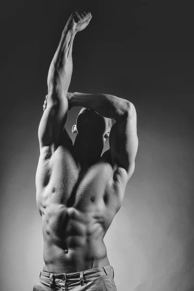 Svalnatý muž sexy tělo — Stock fotografie