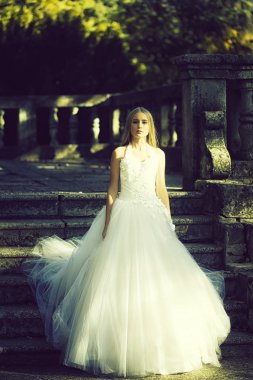 Şehvetli çekici gelin