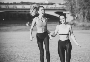 Çalışan kadınlar ülkede koşu