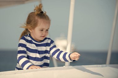 Çocukluk ve mutluluk kavramı.