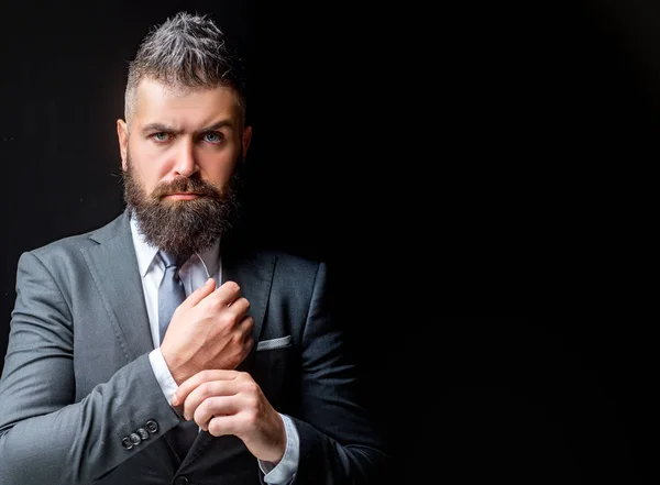 Skräddarsy Butiken Bearded Man Kostym Mode Lyx Klassiska Kostymer Vogue — Stockfoto