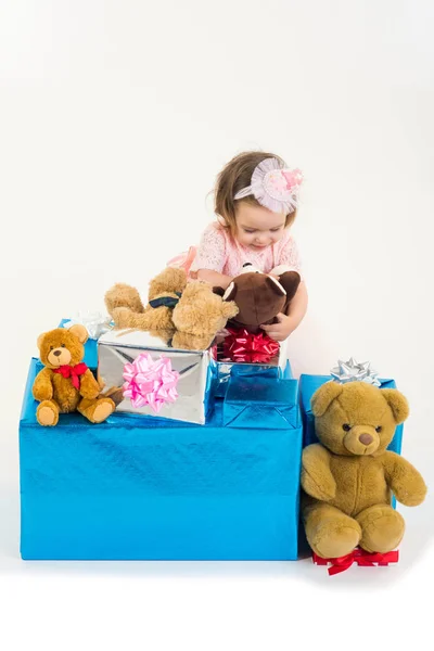 Toy shop. small girl child with present box. Happy birthday. New year party. happy childhood of little girl. Kid shopping. Christmas gift. Thanks for your purchase. big sale in shopping mall — Stock Photo, Image