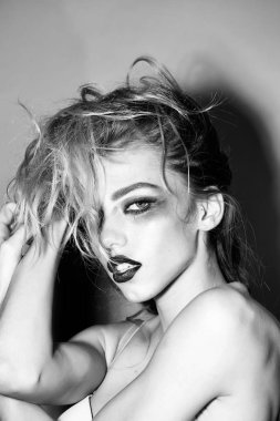 Sanat makyaj ile güzel kadın