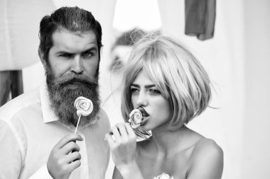 Glamour çift yeme lolipop