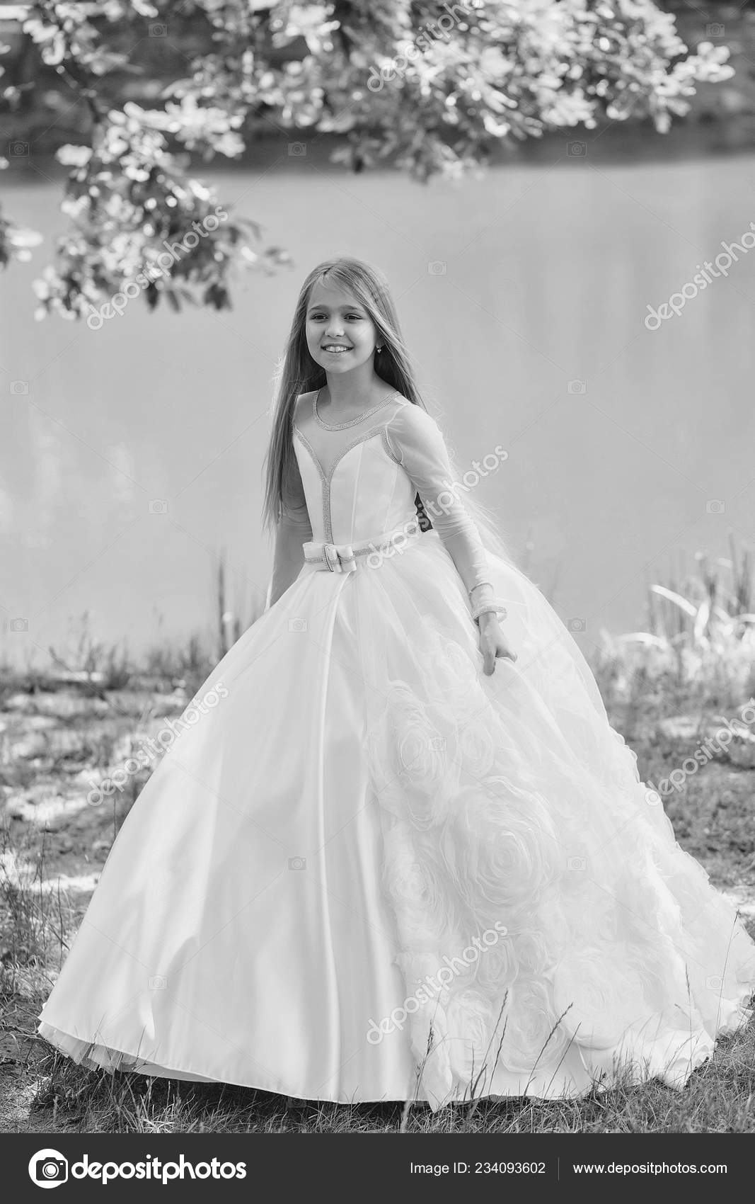Vestido de menina pequena 2025