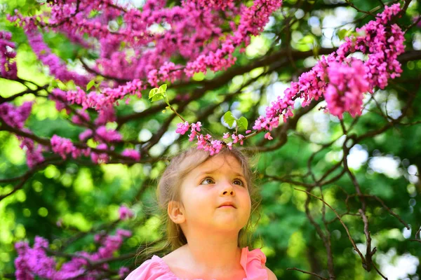 Hello summer. Summer girl fashion. Happy childhood. face and skincare. allergy to flowers. Springtime. weather forecast. Small child. Natural beauty. Childrens day. Little girl in sunny spring