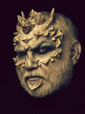 İblis kafası siyah izole