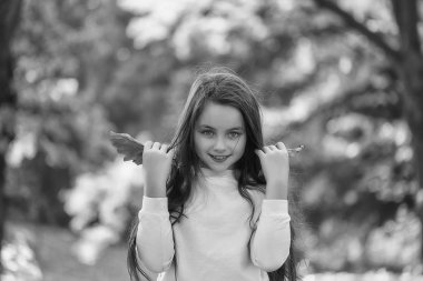 Güzel okul çağındaki kız