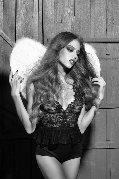 Angel sensuele vrouw — Stockfoto