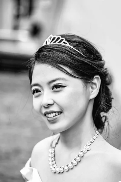 かなり笑顔の中国の花嫁 — ストック写真