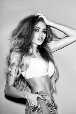 Çok şehvetli kadın sutyen