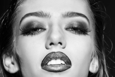 Seksi kadın portresi