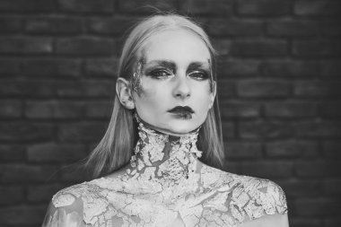 Cadılar Bayramı makyaj, Sima