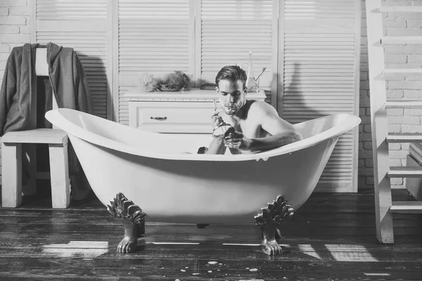 Tıraş, Kuaför, berber