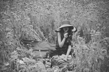 Gazetecilik ve yazma, yaz.