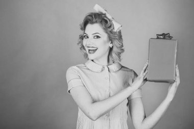 ürün sunan, kutusu sunmak