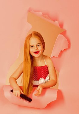 Saç Bakımı ve pinup stili. saç iğne kız bak