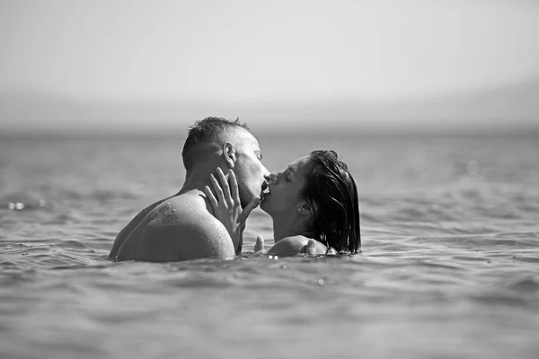 Family Valentines Day Sexy Woman Man Swim Sea Water Summer — Stock Photo, Image