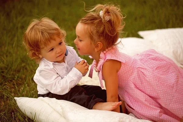 Family, love, trust concept — Stock Photo, Image