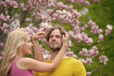 Paskalya, erkek ve kadın bahar.