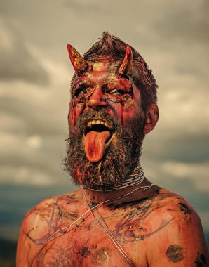 Cadılar Bayramı lanet, kötü, korku, karanlık kavramı