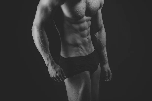 Corpo, peito, tronco com seis alcateias, abdômen de homem musculoso — Fotografia de Stock