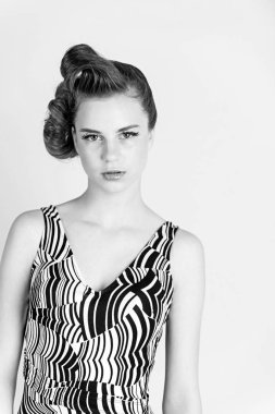 Pinup, gençlik ve görünüm.