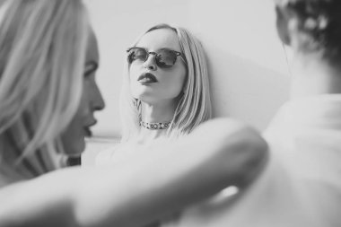 Aşk üçgeni kavramı