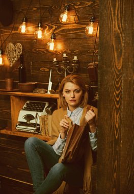 Ev atama. Üniversite veya kolej öğrenci çalışma edebiyat. Eğitim ve öğretim. Çok güzel kadın öğrenci. Seksi kadın evrak kitap olsun. Dünya kitap günü. Bilgi için eğitim