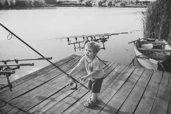 Summer fishing, angling, activity, adventure, sport — Stock Photo, Image