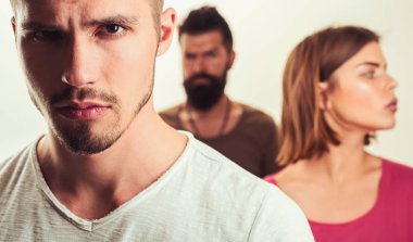 Kulüp sorunları olan kişiler için. Aile psikolog terapisi. Çift olan adam. İnsan ilişkileri seviyorum. Umuyor ve istiyor. depresyon ve intihar eğilimleri. mutsuz ve üzgün bir adam. hayal kırıklığı.